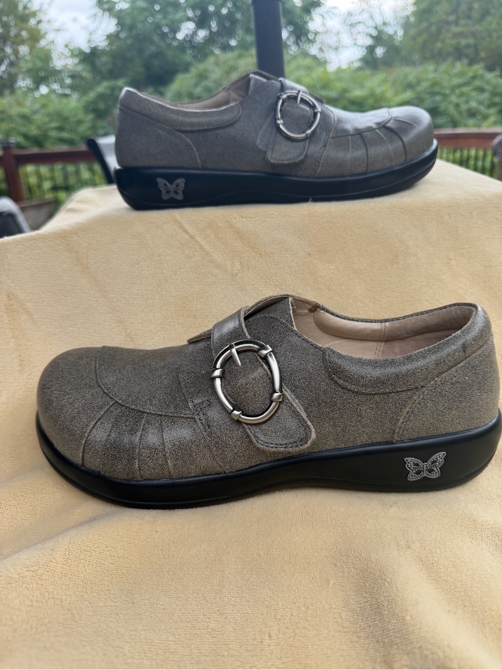 Alegria Khloe KHL-643 Leather Nursing Clogs Shoes Slip On Womens Size 40 US 9.5